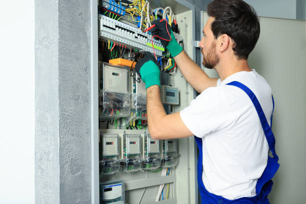 Best Local Electrician Companies  in Bay Springs, MS